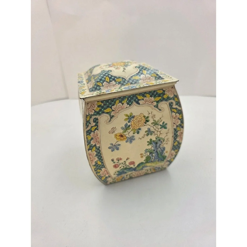 VTG Chinoiserie Floral Metal Tea Caddy Trinket Box Made In Holland 5.5